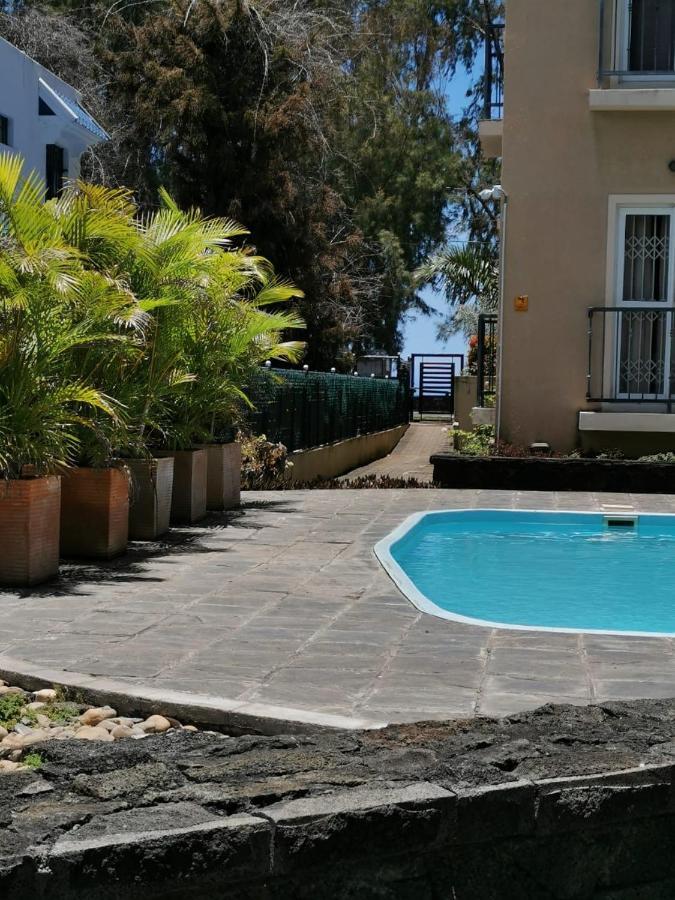 Rayon Vert Bleuphorie Beach Apartment Flic-en-Flacq Eksteriør bilde